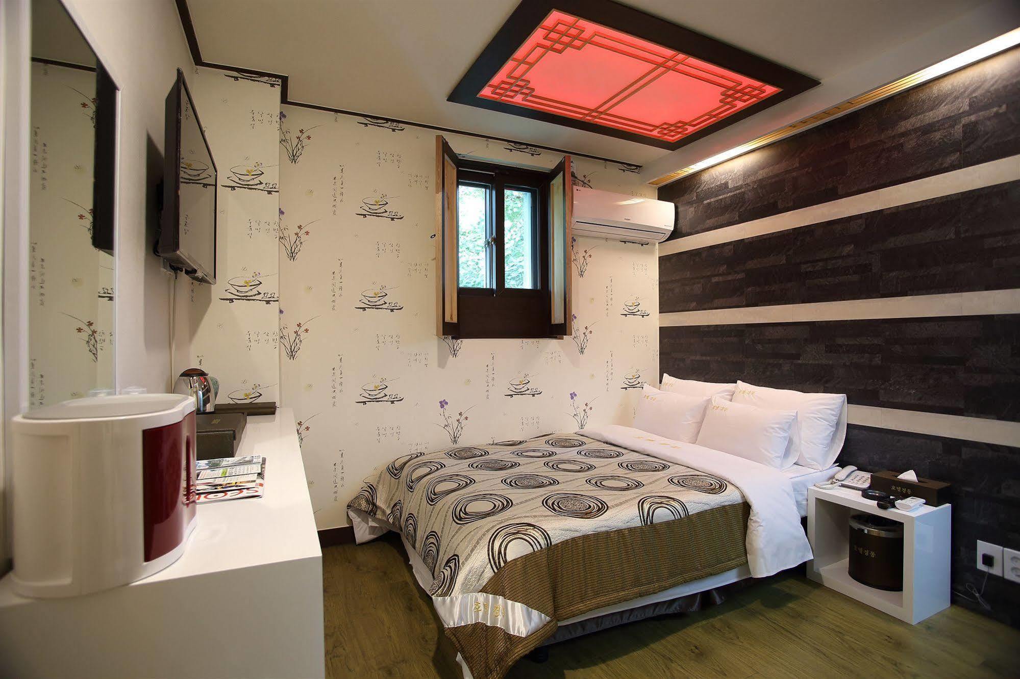 Kyoung Dong Myeongdong Hotel 3*